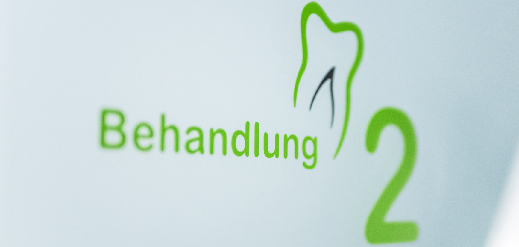 Praxis Dr. Grotensohn, Zahnarzt Lüdenscheid, Märkischer Kreis, Zahnbehandlung, Werdohl, Herscheid, Zahnarztpraxis finden, Praxis, Doktor, Dentist, Dentologie, Karies behandeln, Mundgeruch heilen, Zahnstein entfernen, Zahnschmerzen, Loch im Zahn, Implantologie, Zahnaufhellung, Zähne aufhellen lassen, Parodontose, Wurzelbehandlung, Jobangebote, Stellenangebote, Freie Stelle, Zahnarzt, Zahnärztin, Festeinstellung Zahnarzt Lüdenscheid